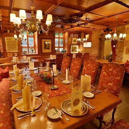 Hirschgasse Hotel